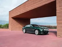P90534970-rolls-royce-spectre-enchanting-2000px.webp