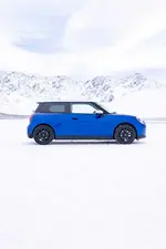 P90535649-mini-cooper-se-01-2024-1000px.webp