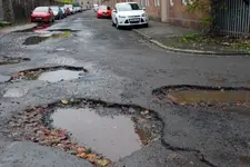 potholes.webp