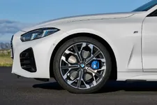 -new-bmw-4-series-convertible-still-01-2024-2250px.webp