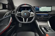 -the-new-bmw-4-series-coup-interior-01-2024-2250px.webp