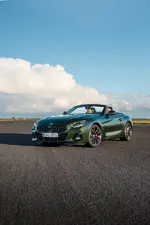 236-the-new-2024-bmw-z4-m40i-6-speed-manual-1000px.webp