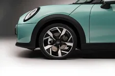 P90536612-mini-cooper-s-02-2024-2250px.webp