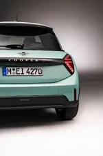 P90536616-mini-cooper-s-02-2024-999px.webp
