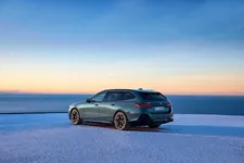 -bmw-i5-edrive40-touring-still-shot-02-2024-2248px.webp
