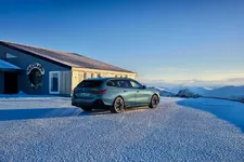 -bmw-i5-edrive40-touring-still-shot-02-2024-2248px.webp