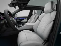 ve40-touring-in-the-studio-interior-02-2024-2000px.webp