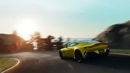 Aston Martin Vantage_03.webp