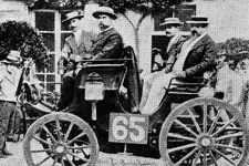 01_pi130ymotorsport_enfirst_competition_ride_paris-rouen_1894.webp