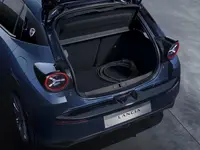 NUOVA LANCIA YPSILON EDIZIONE LIMITATA CASSINA (27).webp