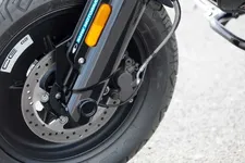 90538061-bmw-ce-02-highline-version-02-2024-2250px.webp