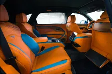 Bentayga EWB Two-Tone - 8.webp