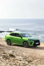 2-m35i-xdrive-frozen-tampa-bay-green-static-1000px.webp