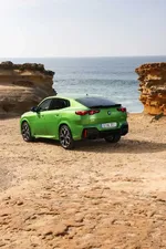 2-m35i-xdrive-frozen-tampa-bay-green-static-1000px.webp