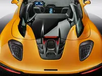 15901-McLarenArturaSpider.webp