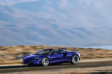 15888-McLarenArturaSpider.webp