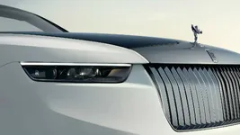P90541176-rolls-royce-arcadia-droptail-2667px.webp