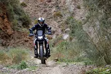 w-f-900-gs-off-road-riding-pictures-02-2024-2250px.webp
