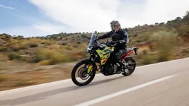 mw-f-900-gs-on-road-riding-pictures-02-2024-2666px.webp