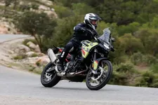 mw-f-900-gs-on-road-riding-pictures-02-2024-2250px.webp
