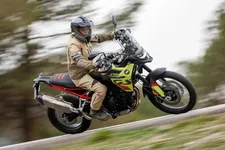 mw-f-900-gs-on-road-riding-pictures-02-2024-2250px.webp