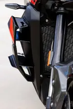 P90539277-the-bmw-m-1000-xr-details-02-2024-1000px.webp