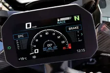 P90539297-the-bmw-m-1000-xr-details-02-2024-2250px.webp
