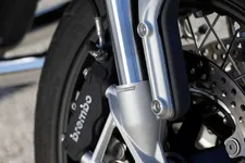 90539403-the-bmw-r-12-ninet-details-02-2024-2250px.webp