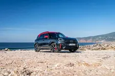 6-mini-john-cooper-works-countryman-03-2024-2250px.webp