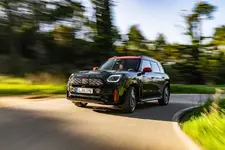 1-mini-john-cooper-works-countryman-03-2024-2250px.webp