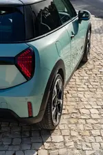 P90542443-mini-cooper-s-04-2024-999px.webp