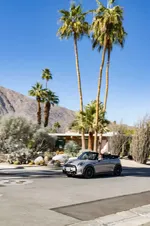 P90541302-mini-cooper-s-convertible-04-2024-999px.webp