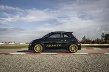 Abarth 75° Anniversario (17).webp