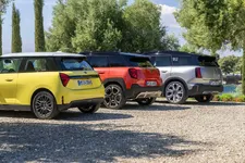 P90546391-the-new-mini-family-04-2024-2250px.webp