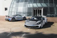 Pininfarina Battista Reversario and Anniversario_1_1712732754957.webp