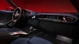 New_Ferrari_V12_ext_09_red_media_1b9f6019-c8e3-4034-a36d-e14f0a259b78.jpg