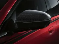 terieur-mirror-cap-in-carbon-fiber-left-05--1999px.webp