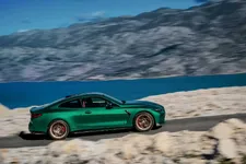 P90548615-the-all-new-bmw-m4-cs-05-2024-2250px.webp