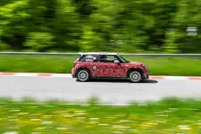 72-mini-john-cooper-works-prototype-04-2024-2250px.webp