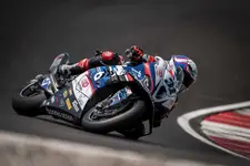 vo-action-bmw-racing-team-bmw-m-1000-rr-gar-2250px.webp