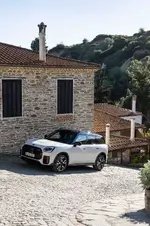 16-mini-john-cooper-works-countryman-06-2024-999px.webp