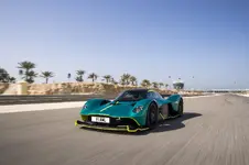 Aston Martin Valkyrie (2).webp
