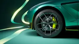 Aston Martin DBX707 AMR24 Edition_07.webp