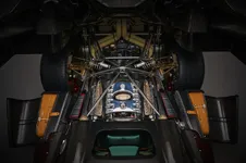 Pagani-Utopia-Roadster-050101-Motore-orizzontale.webp