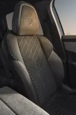 PEUGEOT_E5008_2403_INT (16).webp
