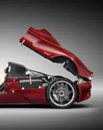 Swipe to discover Utopia Roadster!The newest creation to come from the Pagani Atelier. This p...webp