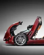 Swipe to discover Utopia Roadster!The newest creation to come from the Pagani Atelier. This p...webp