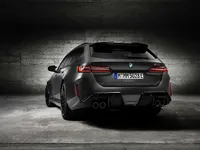 90564524-the-all-new-bmw-m5-touring-08-2024-2000px.webp