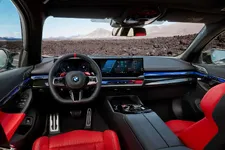 90564608-the-all-new-bmw-m5-touring-08-2024-2248px.webp