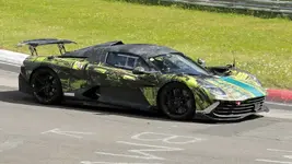 Aston Martin Valhalla Aug 24 spies-4.webp